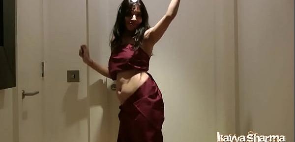  Indian Girl Kavya Sharma new sexy dance video